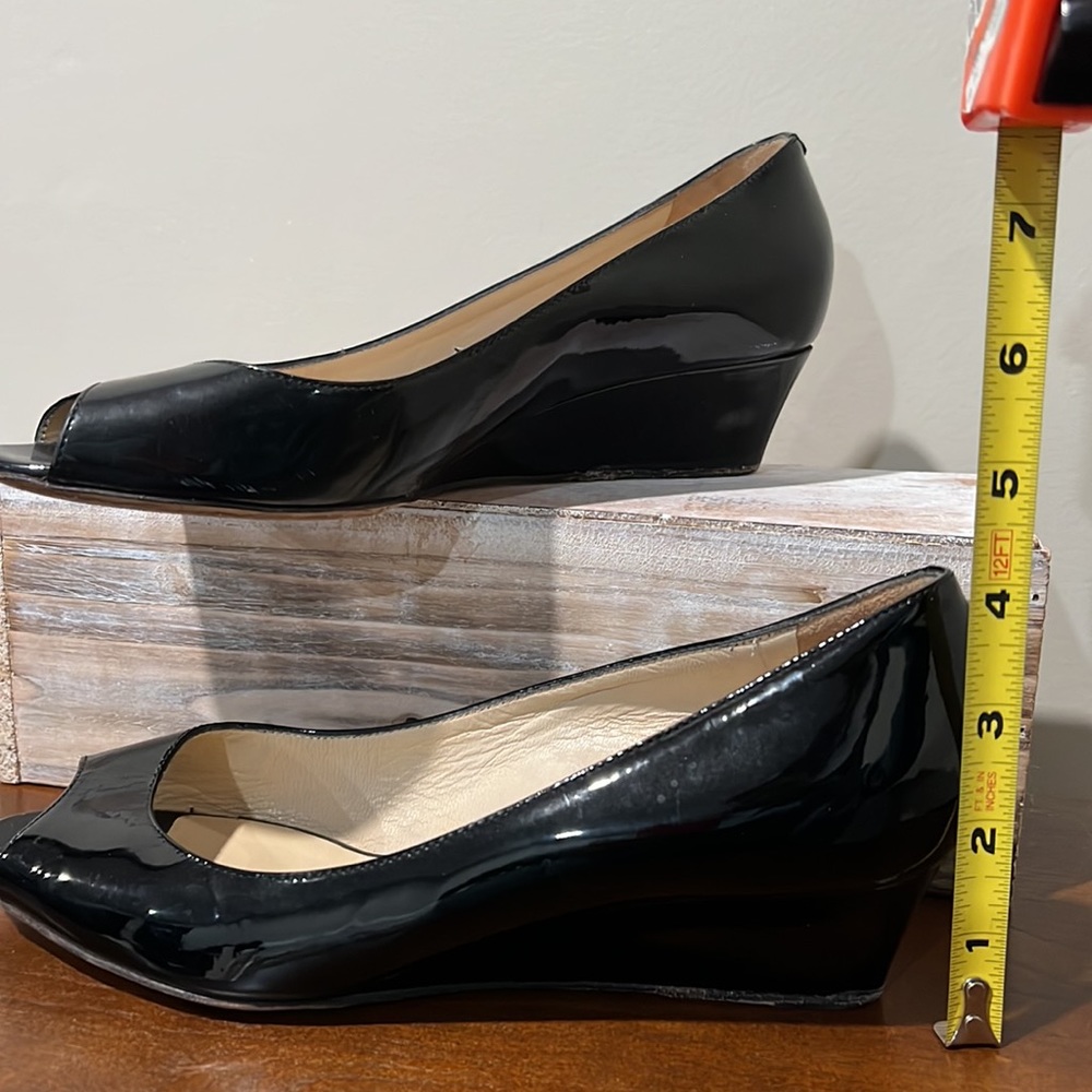 Jimmy Choo Patent Leather Pump Heel Size 38 1/2 U.S. 7 1/2 Apox. - Picture 14 of 15